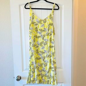 💛Arielle Tyler light flowing dress💛 100%Rayon